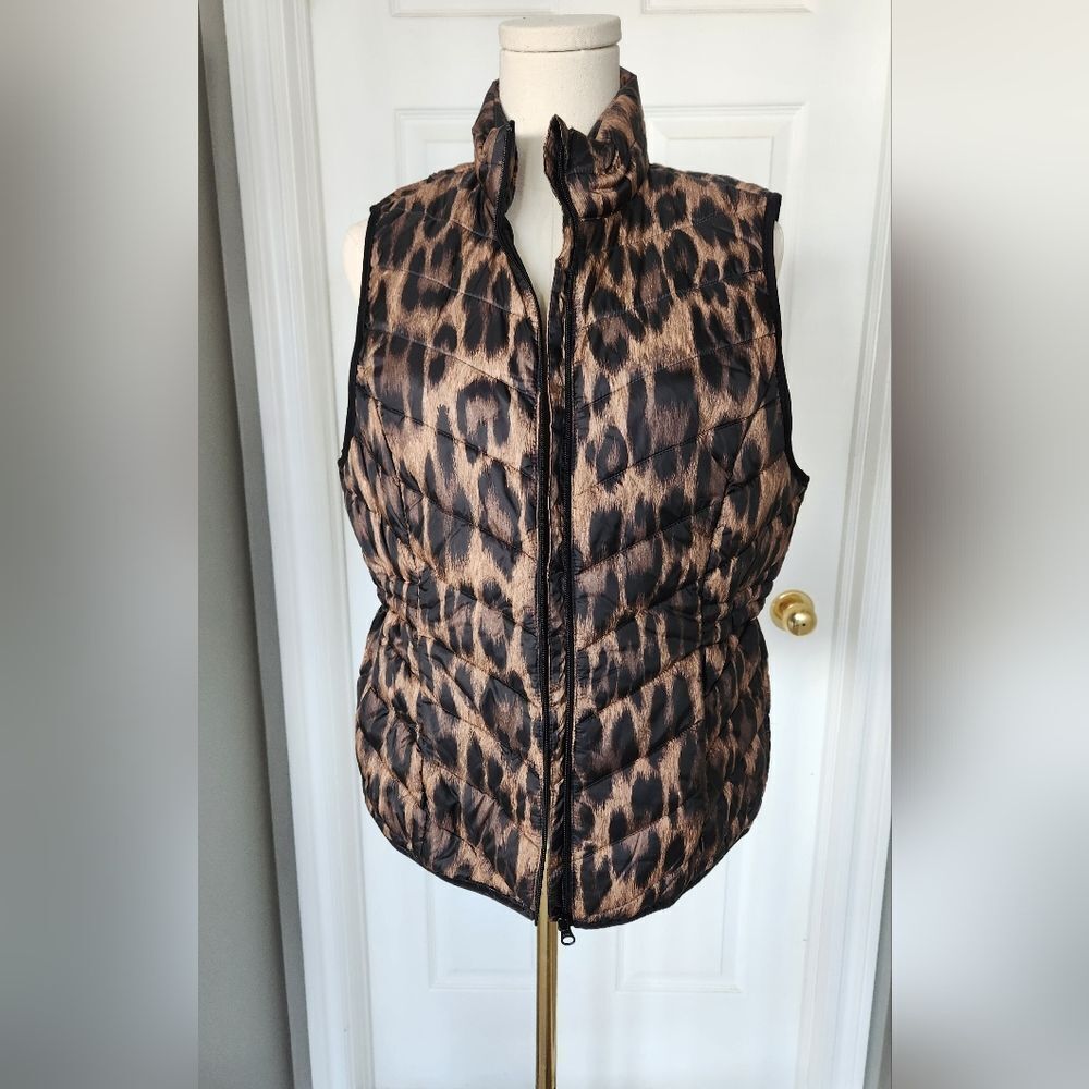NWOTโJoe Fresh leopard print vest - Size Small - Picture 2 of 10
